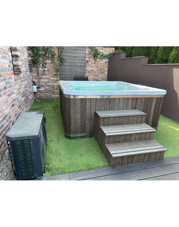 Whirlpools mit Acryleinsatz 2.20 x 2.20m - 6 plätze 5
